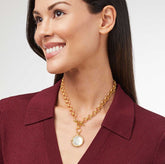 JULIE VOS